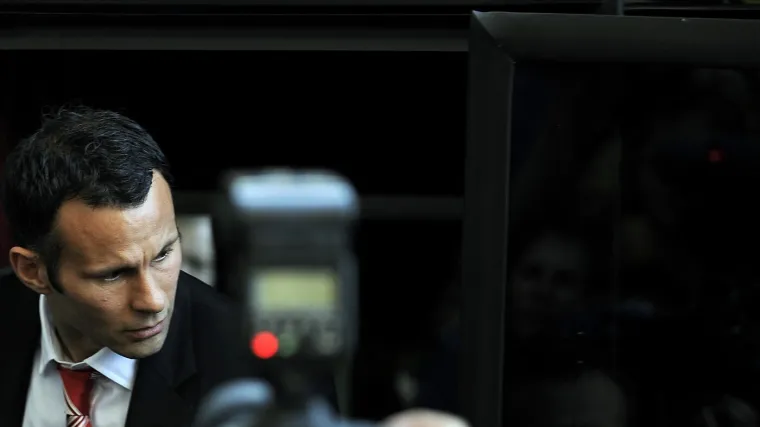 Legenda varala suprugu sa bratovom ženom: Tajna nije preživjela Božić, odala ih jedna stvar