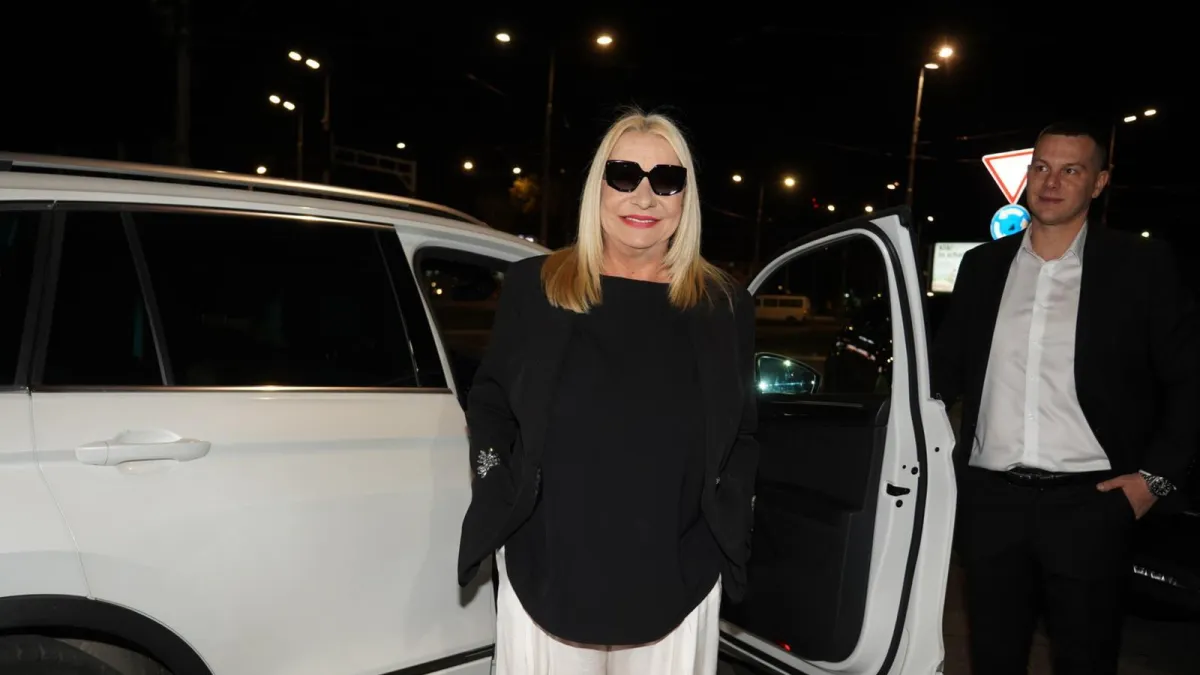 Nisu prošla ni dva tjedna otkako je operirala srce, a Vesna Zmijanac već nastupa u tri grada