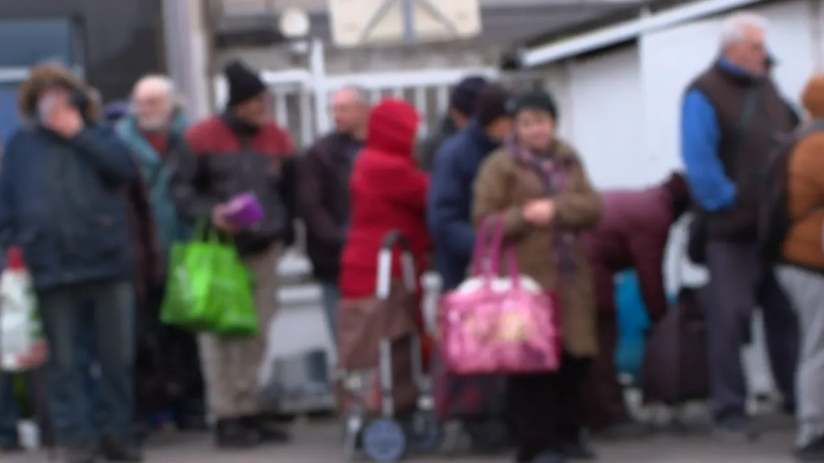 Nemaju skoro ništa, a žele tako malo. Nekima je prvi Božić na toplom: 'Ljepše mi je kad sam vidio da sam živ'