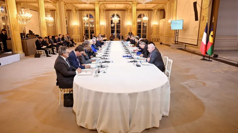 Jesmo li ikad imali ovakvu scenu? Macron &scaron;okirao izgledom u Elizejskoj palači