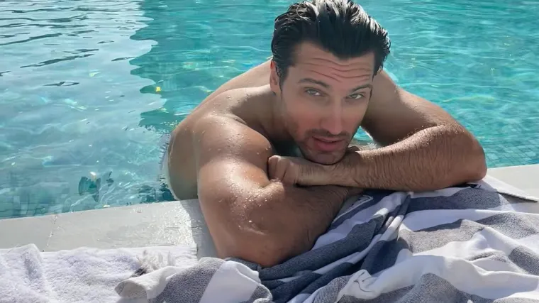 Evo za&scaron;to ga zovu Gospodin Savr&scaron;eni: Kako izgleda neodoljivi Petar kada se kamere ugase?