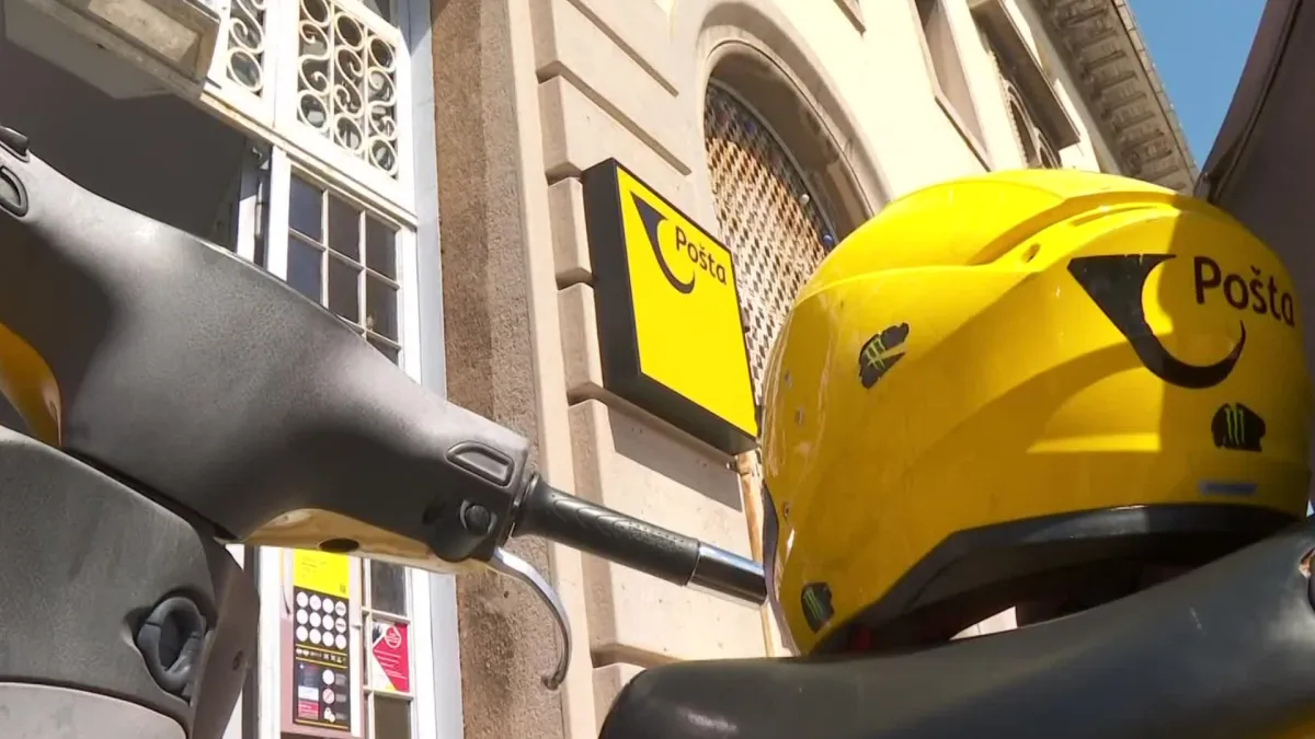 Razbojnik zaprijetio oštrim predmetom djelatnicama Pošte te pobjegao s novcem Kép