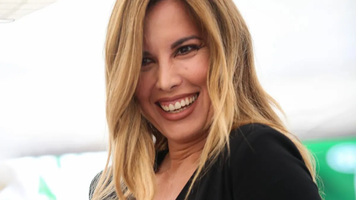 Bor u pozadini, obline u prvom planu Nives Celzijus u izdanju koje je sve ostavilo bez daha Kép