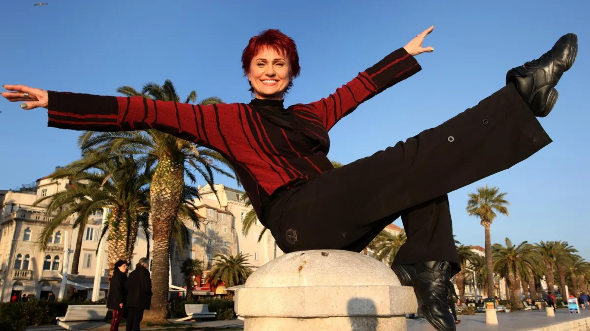 Almira Osmanović o životu nakon scene 'Tijelo sam godinama trošila, danas ga slušam' Kép