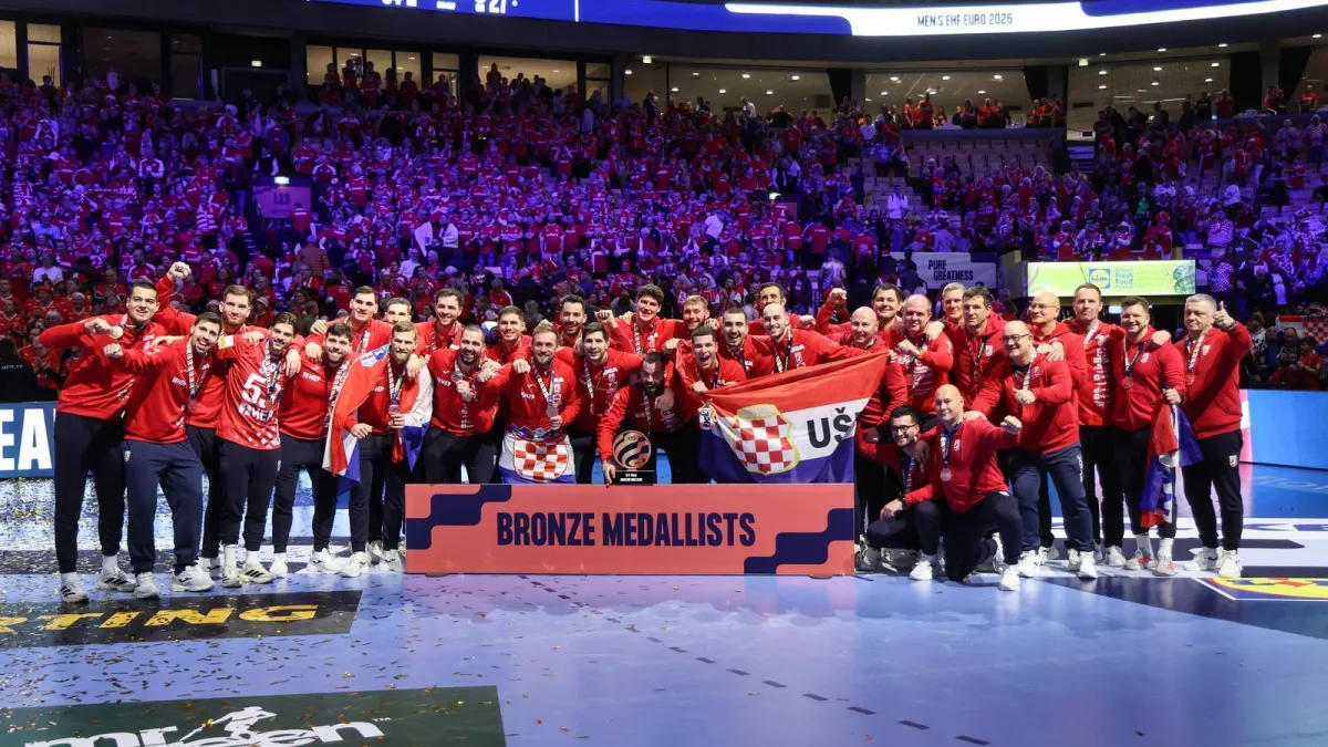 Povratak brončanih rukometaša UŽIVO gledajte na portalu Net.hr Kép