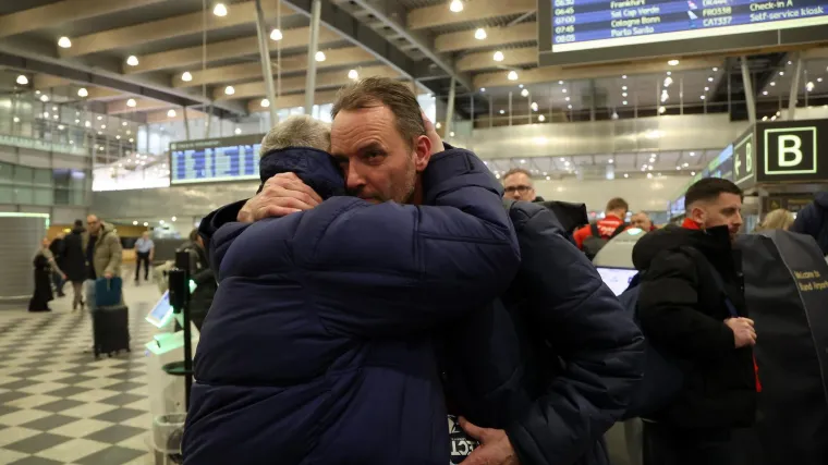 Brončani rukometa&scaron;i kao rock zvijezde: Pogledajte &scaron;to se događalo prije polaska za Hrvatsku
