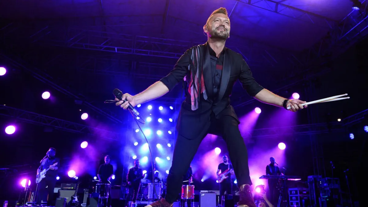 [KVIZ] Samo će najveći glazbeni stručnjaci znati izvođače ovih pjesama Kép