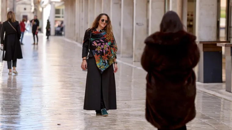 Prolaznica koja je oživjela grad: Cvjetni uzorci dominirali zadarskom &scaron;picom