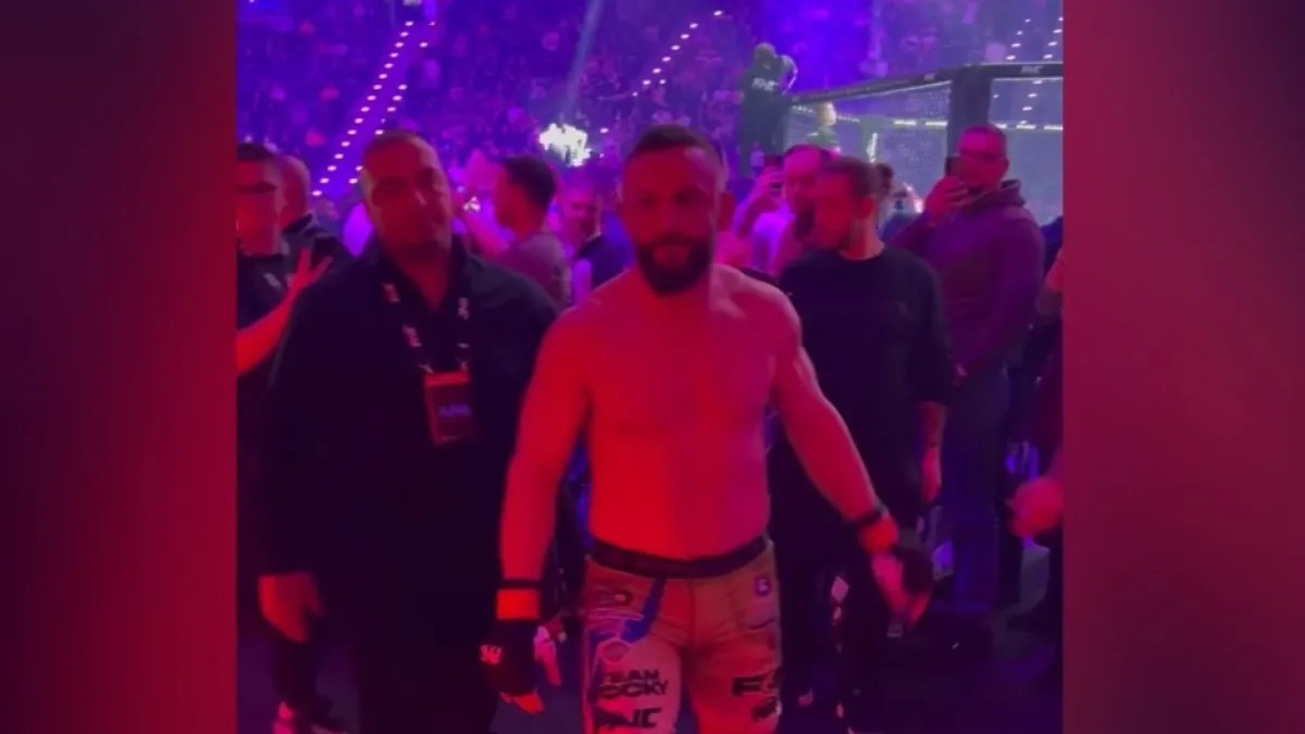 Pogledajte kako izgleda Miran Fabjan na izlasku iz dvorane nakon bolnog poraza Kép