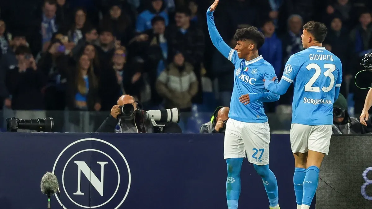 Spektakl u Napulju: Napoli i Roma remizirali 2-2, Bologna slavila u Torinu Kép