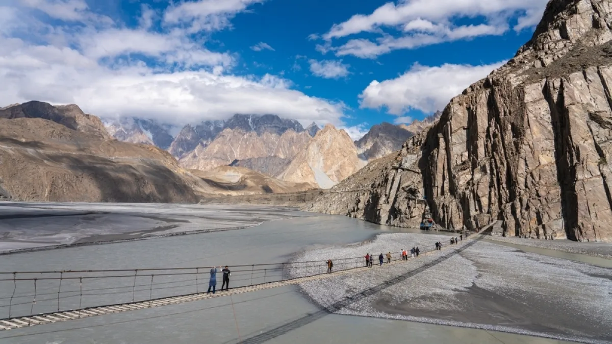 Most koji ledi krv u žilama: Najopasniji je pješački prijelaz na svijetu