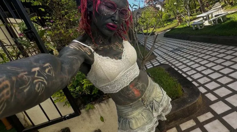 Transrodna umjetnica klijentici istetovirala slijepo oko: Rezultat je čudesan