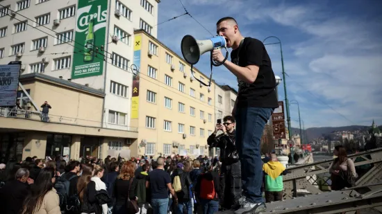 Prosvjednici u Sarajevu blokirali promet i poslali o&scaron;tru poruku vlastima: 'Djeca koju je ubio sistem'