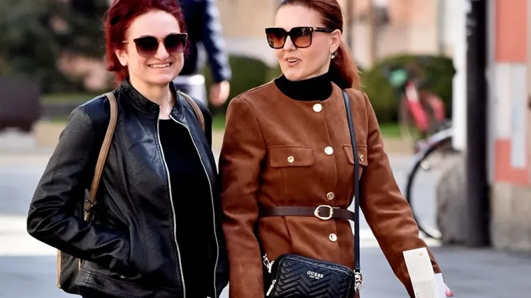 Ma kakva zima: Sunčano vrijeme namamilo je mnoge ljepotice da pro&scaron;etaju centrom grada