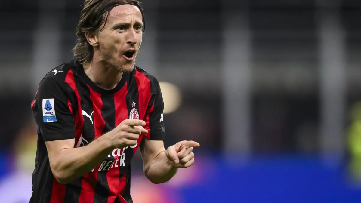 Veliko slavlje Modrića, Milan srušio Sučićev Inter i održao san o naslovu prvaka na životu Kép