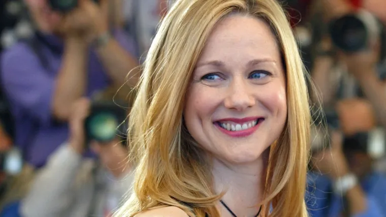 Skrivala trudnoću, rodila s 49., obožavali smo je u 'Zapravo ljubav': Sjećate se Laure Linney?