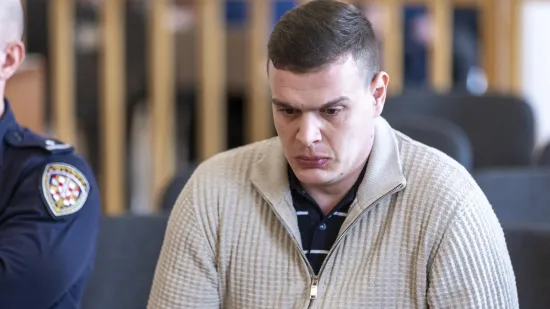 Biv&scaron;i policajac koji je ubio Mihaelu u lancima stigao na sud: 'Smatram se krivim, ali...'
