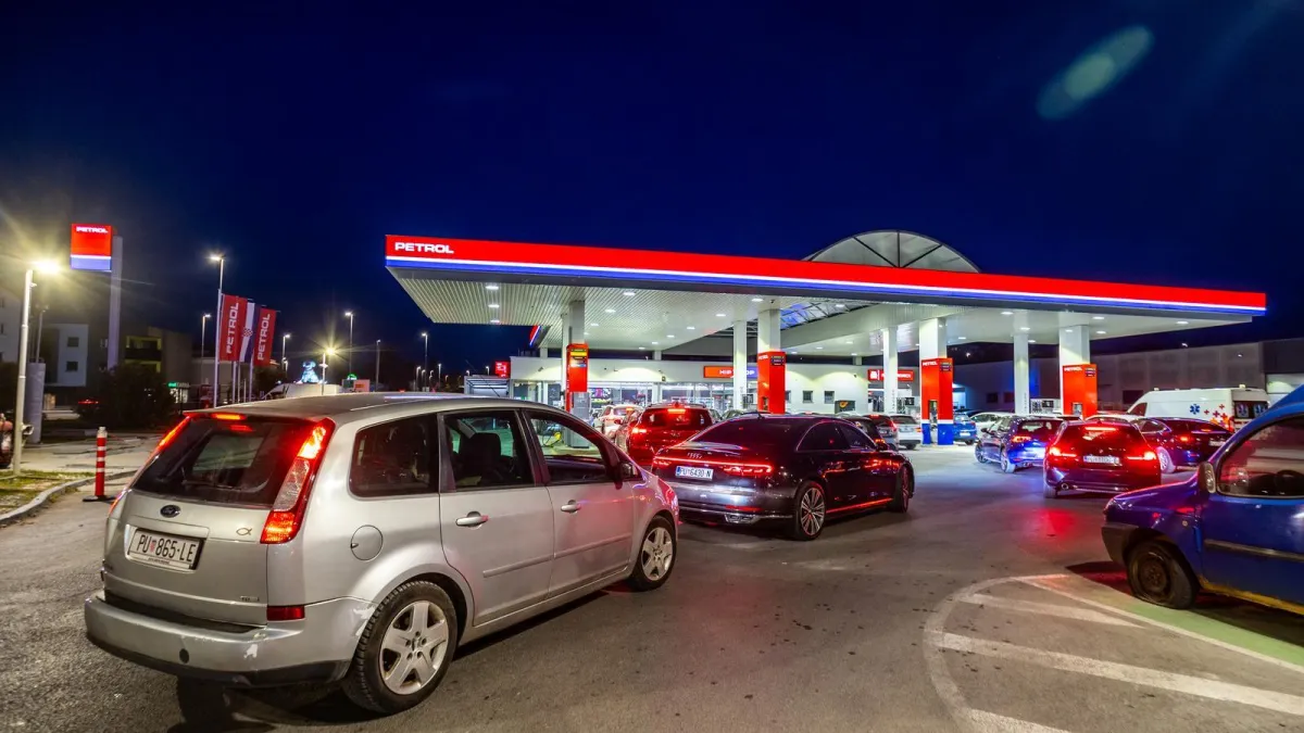 Skorinov poučak o benzinskom turizmu: Susjede sprječava cijena, kod nas je najskuplje