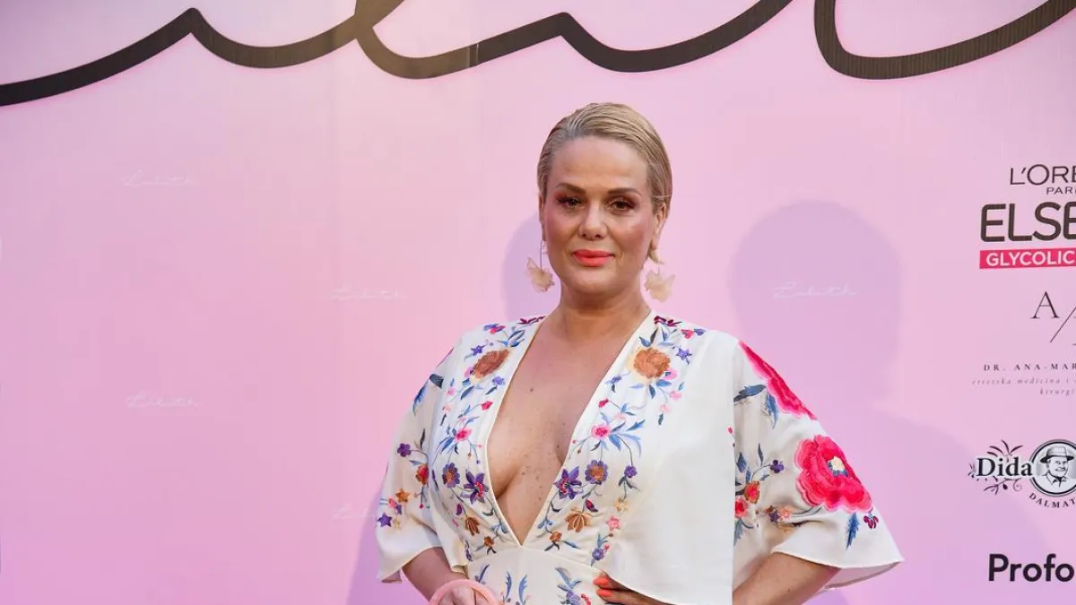 Petra Dugandžić uživa u ljubavi: Objavila fotografije s 26 godina mlađim nigerijskim nogometašem