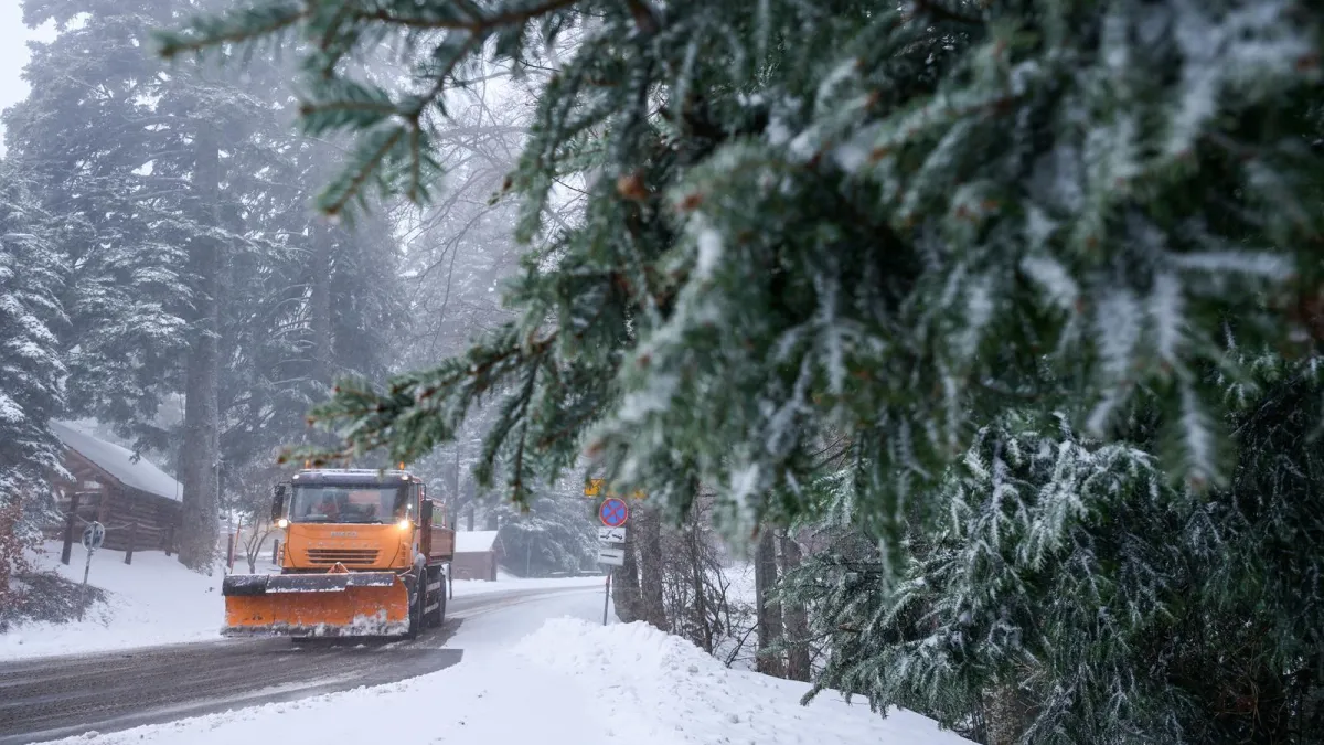 Nagla promjena vremena donijela snijeg i pad temperatura: Evo kada nas očekuje topliji dani
