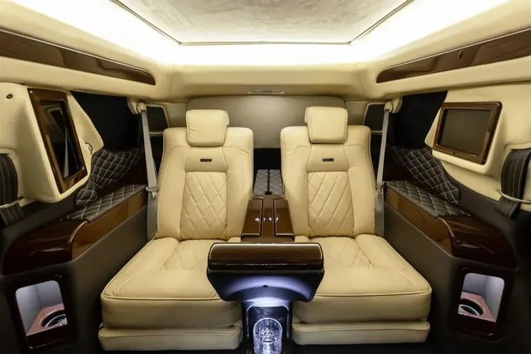 Auto? Ne, već monstrum od 600.000 &euro;! Spoj brutalne sile i luksuza kakvog jo&scaron; niste vidjeli