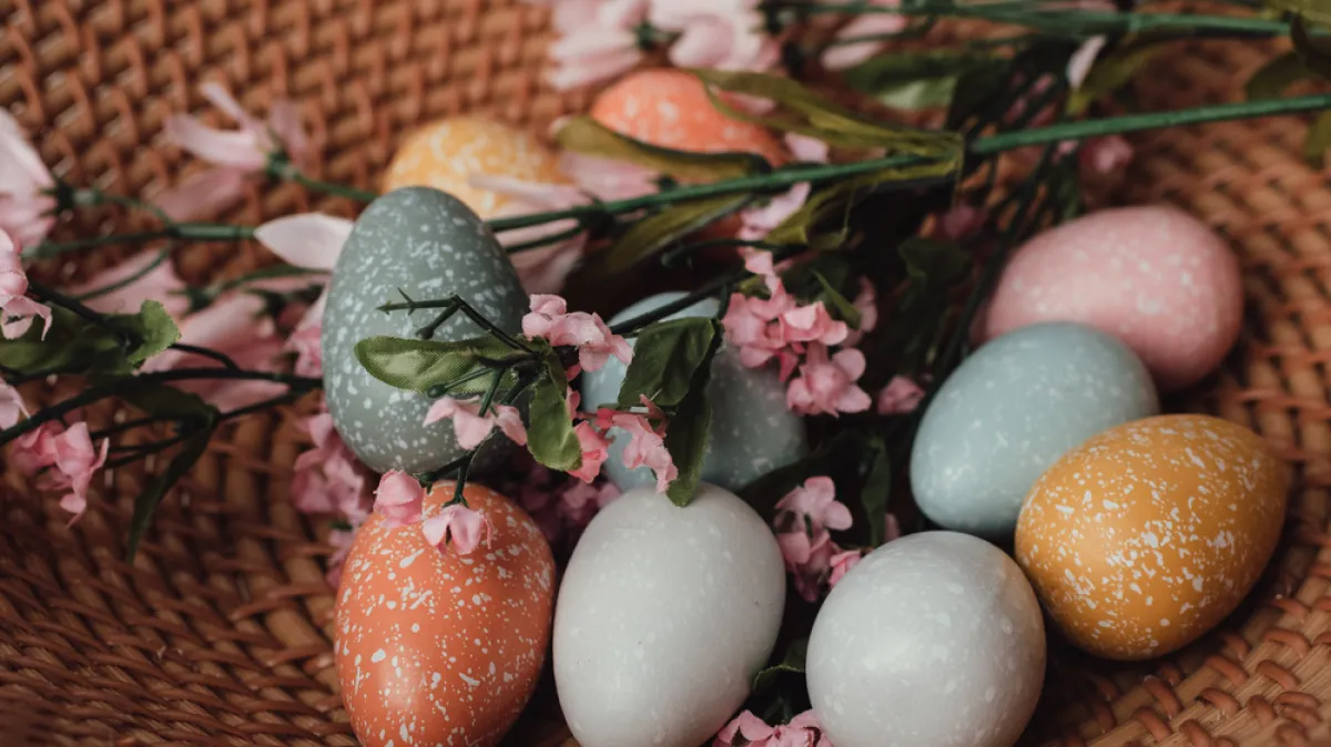 Ove boje za uskršnja jaja privlače veliku sreću u život: Jedna vam čak donosi novac