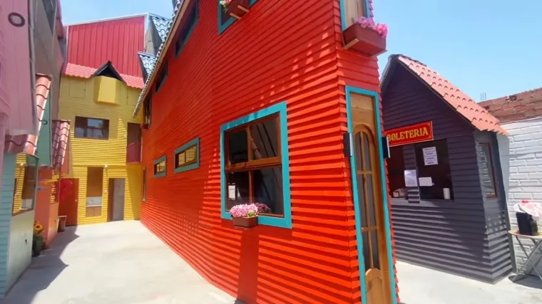 Izgradio je najužu kuću na svijetu, s prednje strane &scaron;iroku samo 63 cm! I iznutra izgleda sjajno