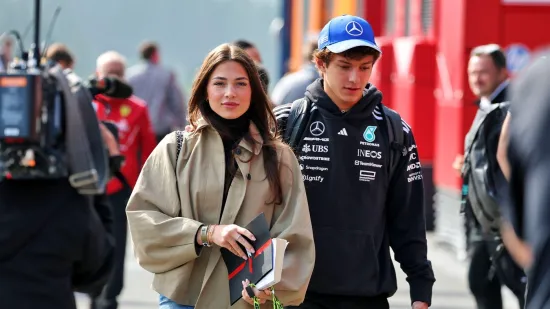 Tko je biv&scaron;a djevojka nove F1 senzacije? Kimija ostavila uoči utrke karijere, a evo čime se bavi