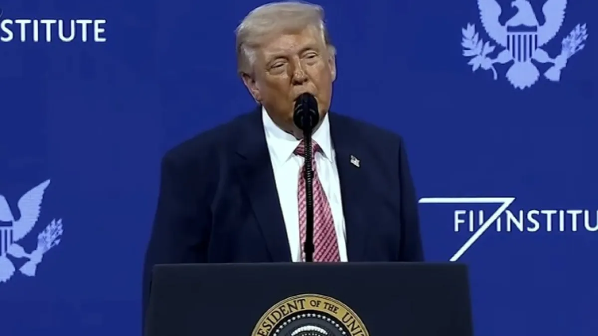 Trump napada, prijeti i hvali se: Pod svaku cijenu želi kontrolu nad Hormuškim tjesnacem