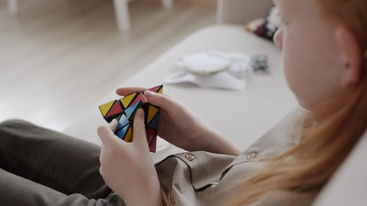 Kako prepoznati autizam? Liječnici otkrivaju na koje simptome treba obratiti pažnju