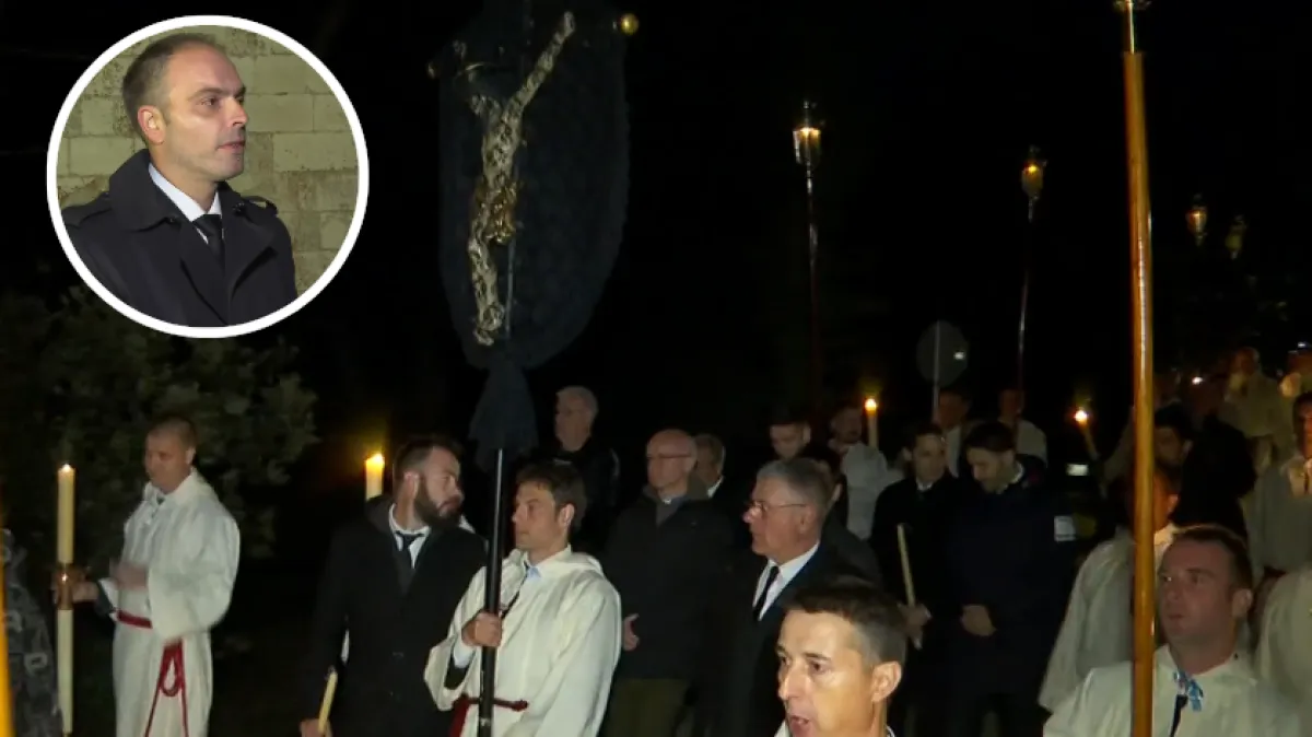 Tradicionalna procesija na Hvaru: Križonoša Antonio otkrio koliko je čekao svoj red
