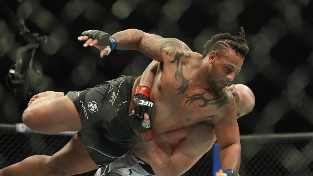 FNC predstavio novu atrakciju! Bio je NFL zvijezda i borio se u UFC-u: 'Dolazim biti prvak'