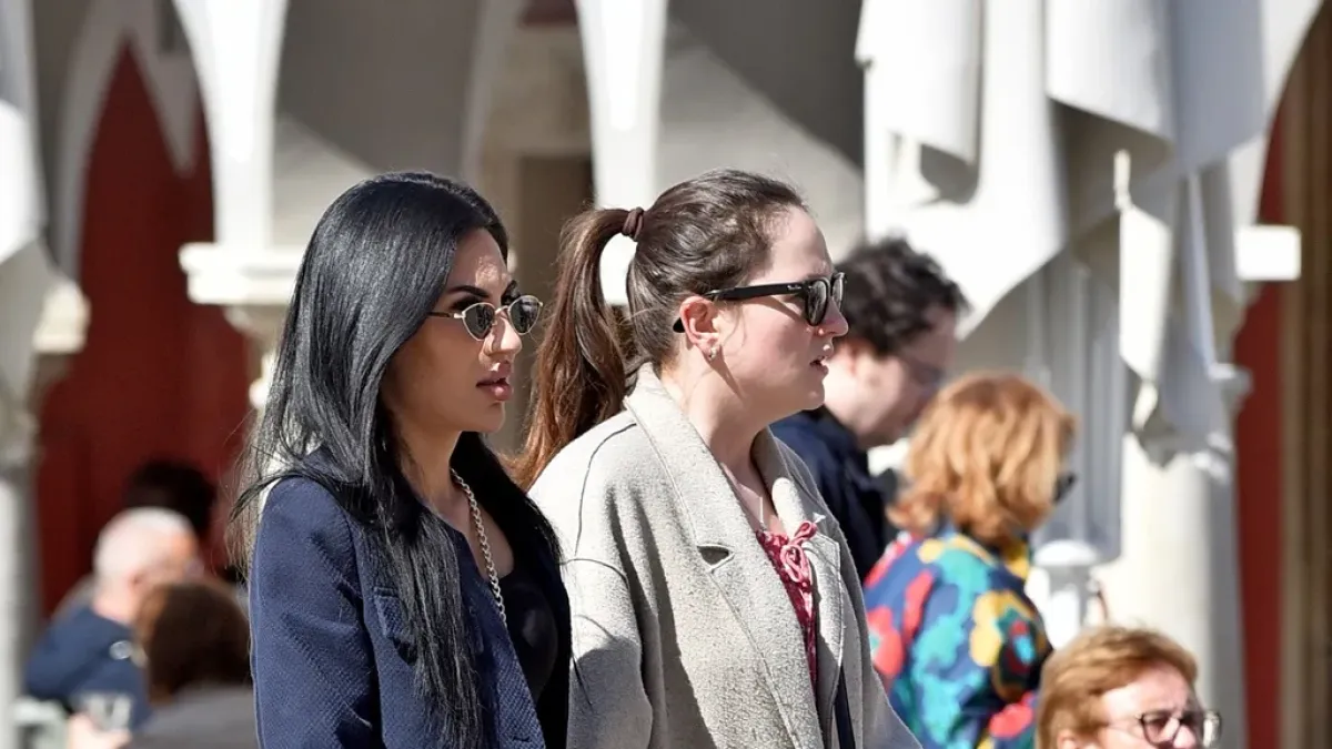 Zvijezda varaždinske špice: Atraktivna crnka u kožnoj kombinaciji privukla svu pažnju