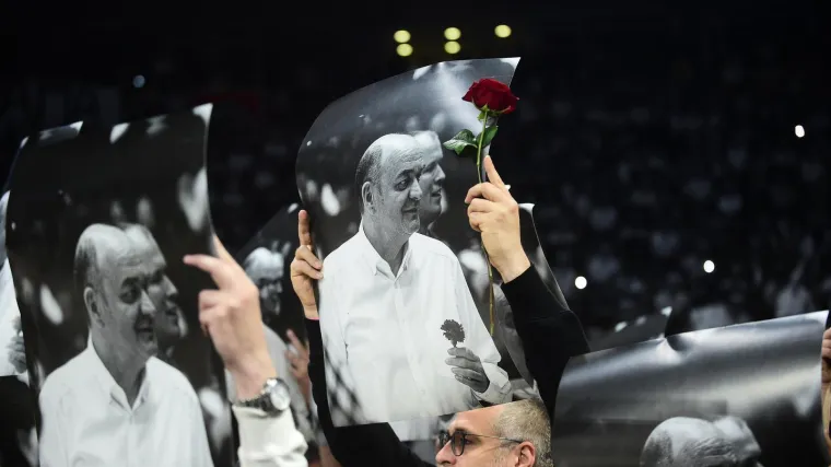 Muk u Areni pa gromoglasno &lsquo;Dule!&rsquo;: Ovako je izgledao opro&scaron;taj od 'Generala'