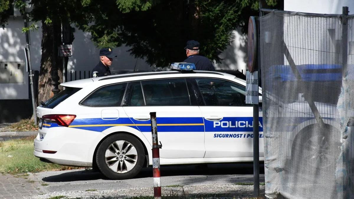 Pronađeno tijelo muškarca u stanu, policija sumnja da je ubijen!