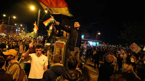 'Gotovo je': Budimpe&scaron;tom se nakon pada Orbana orila pjesma, pogledajte ove prizore!