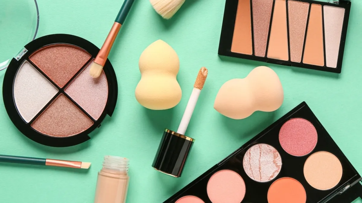 [KVIZ] Ako imaš svoju beauty rutinu i voliš se šminkati, ova pitanja će biti prelaka za tebe