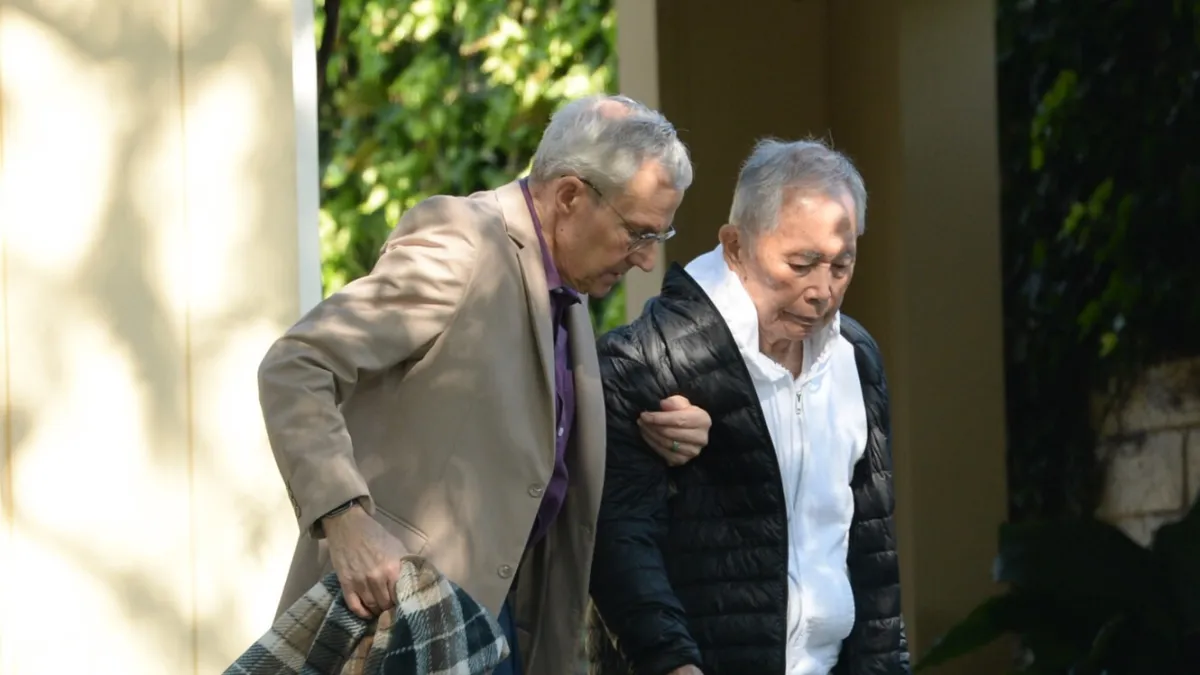 Holivudska zvijezda godinama skrivala da je gej: Sada je snimljen u društvu partnera