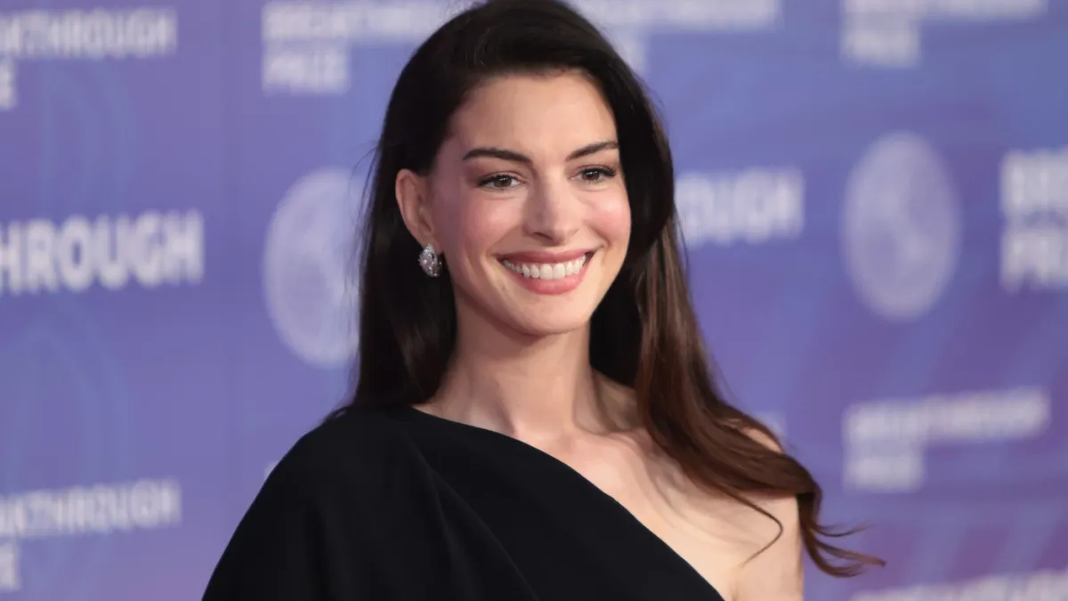 Proglašena je najljepšom ženom svijeta, a kritiziraju je da se posve 'izobličila'