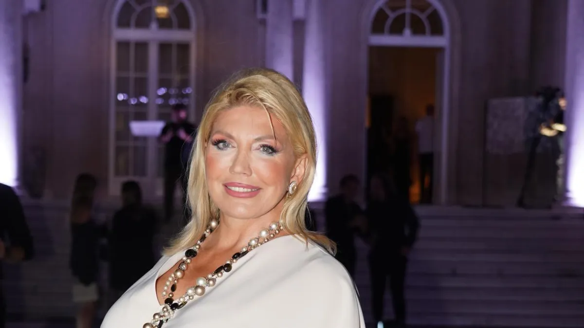 Suzana Mančić iznenadila tortom s brojem 50: Nije rođendan, evo što zapravo slavi