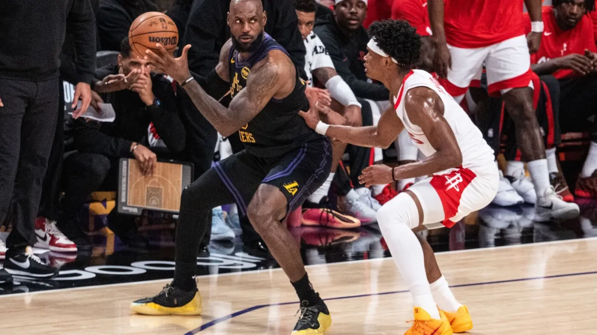 Los Angeles Lakersi gubili minus šest u samoj završnici, a onda je LeBron režirao čudo za pobjedu