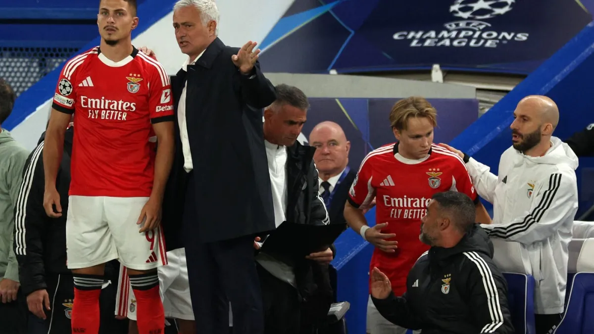 Mourinho poslao poruku Daliću: 'On odlučuje, ali Ivanović pokazuje što može'