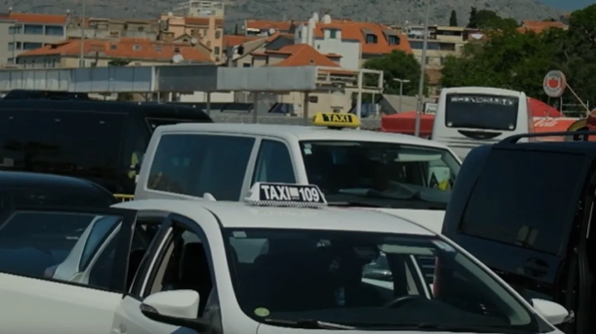 Od Splita do aerodroma 550 eura! Tko će ih ove godine spriječiti da pljačkaju ljude?