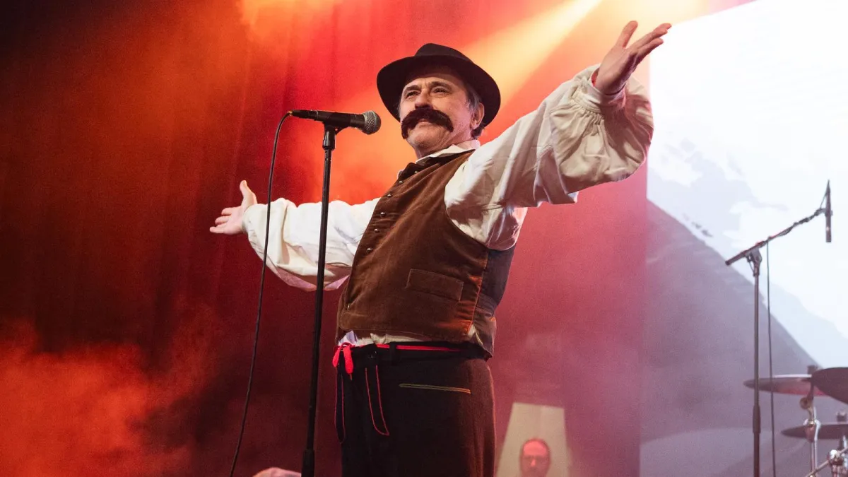 [KVIZ] Samo poznavatelji domaće scene znaju prava imena ovih poznatih lica: Jesi među njima?