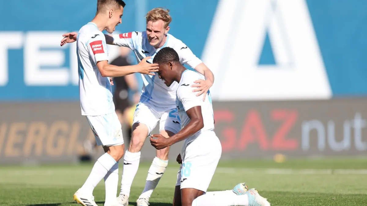 Rijeka protutnjala Maksimirom! Adu-Adjei kaznio pogrešku obrane Lokomotive