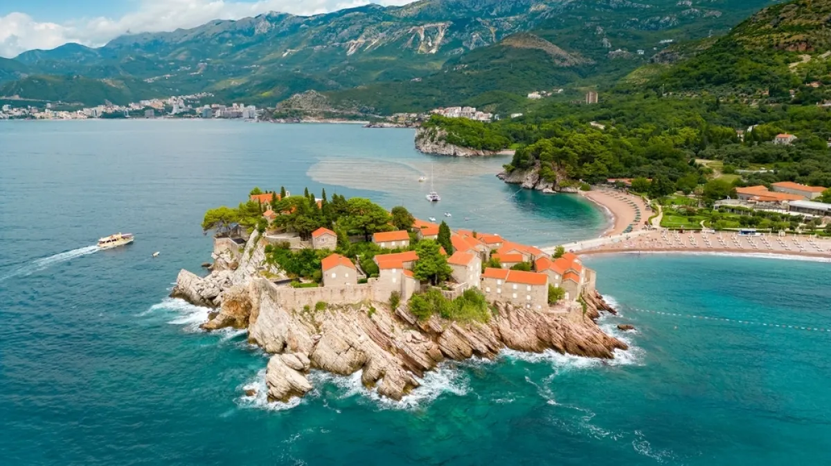 Nakon petogodišnje zabrane: Pitoreskni otok na Jadranu ponovno otvoren za turiste
