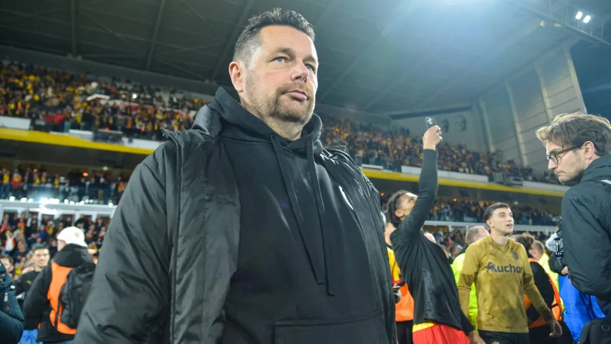 Trener senzacije iz Lensa zasjenio bogati PSG i osvojio veliku nagradu