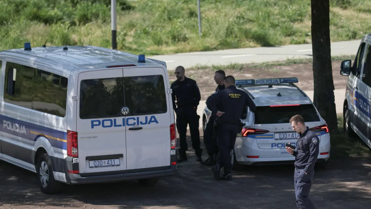 Razotkriven slavonski narkolanac: USKOK optužio petorku, vođa kod kuće skrivao arsenal