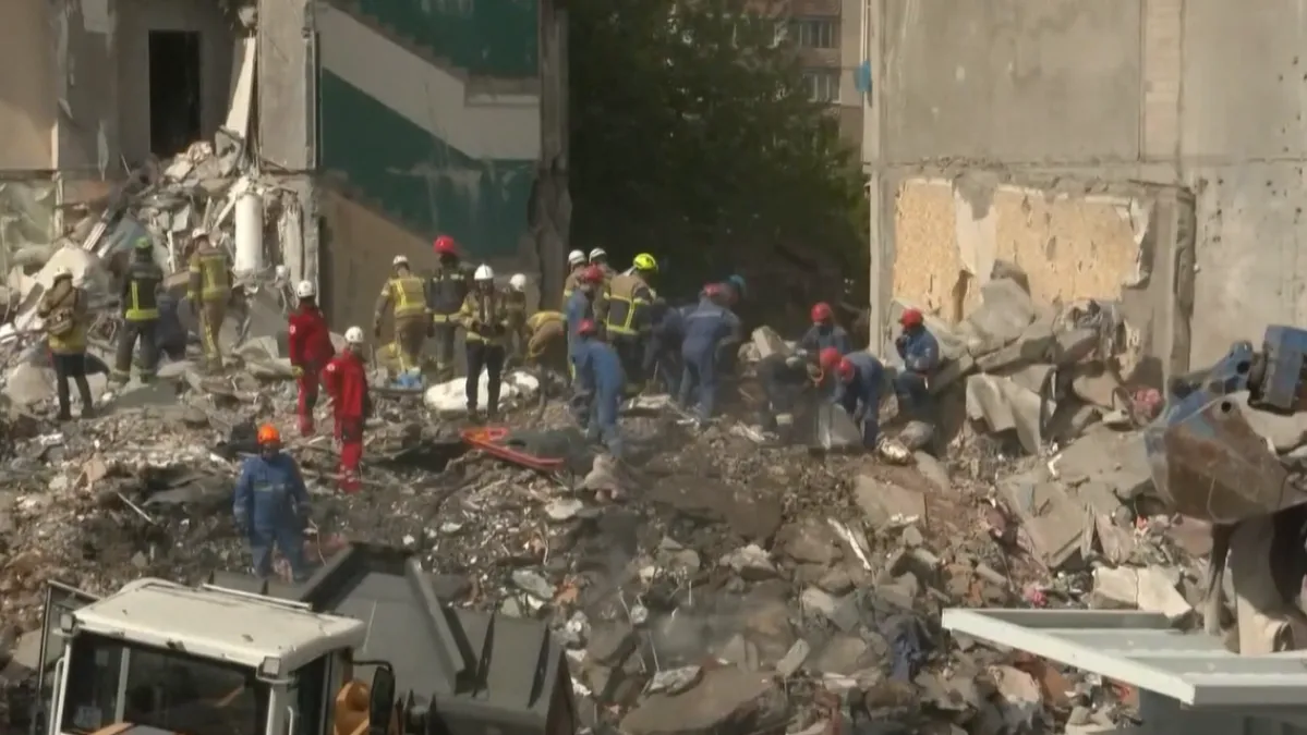 Raketa koja je ubila 24 ljudi imala 'zapadne komponente': Zelenski upozorio na idući ruski korak