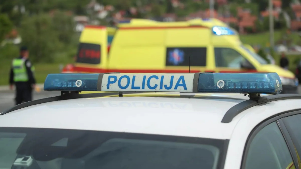 Zbog nesreće zatvorena cesta kod Trogira: U sudaru sudjelovala tri automobila